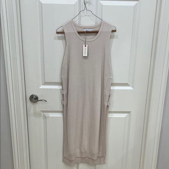 Mersea Tunic - Picture 1 of 3
